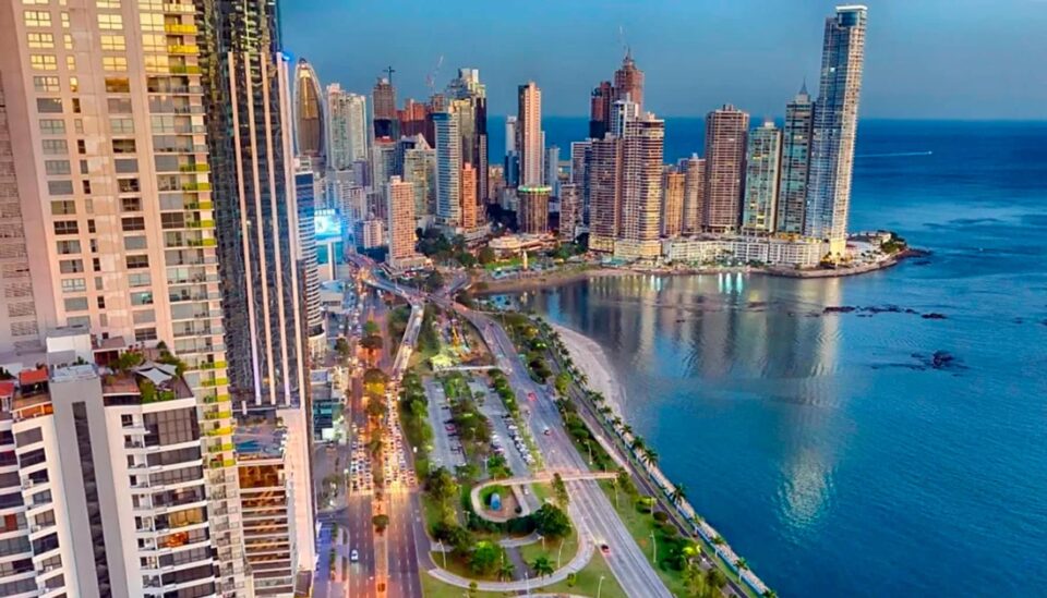 Dubai vs Panama